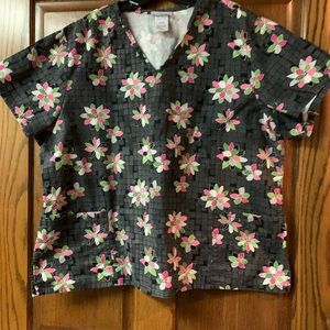 Simply Basic Scrub Top Size 3X 👕